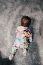 Fantasia Print Pequeño - Enterizo de Bebe READY TO SHIP