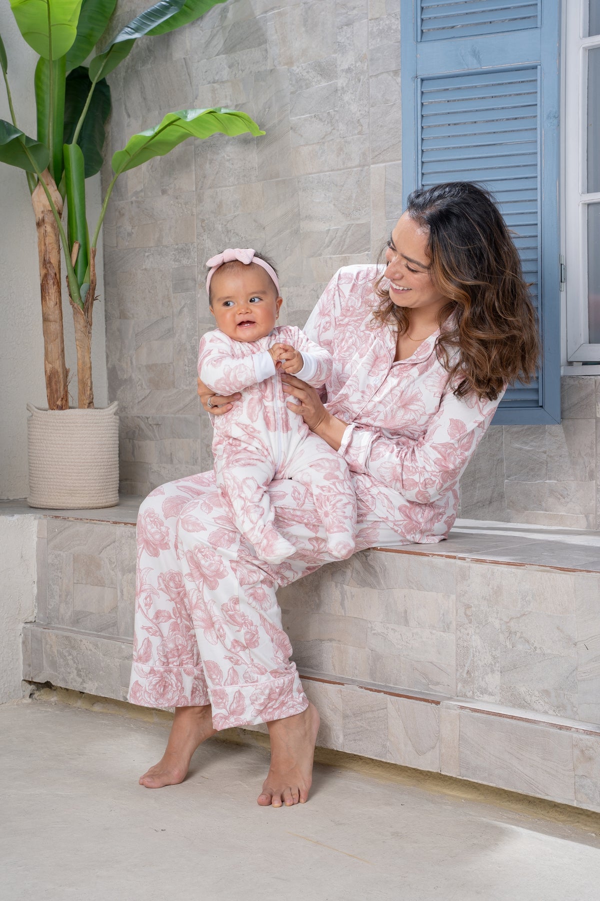 Lirios Rosa - Enterizo de Bebe READY TO SHIP
