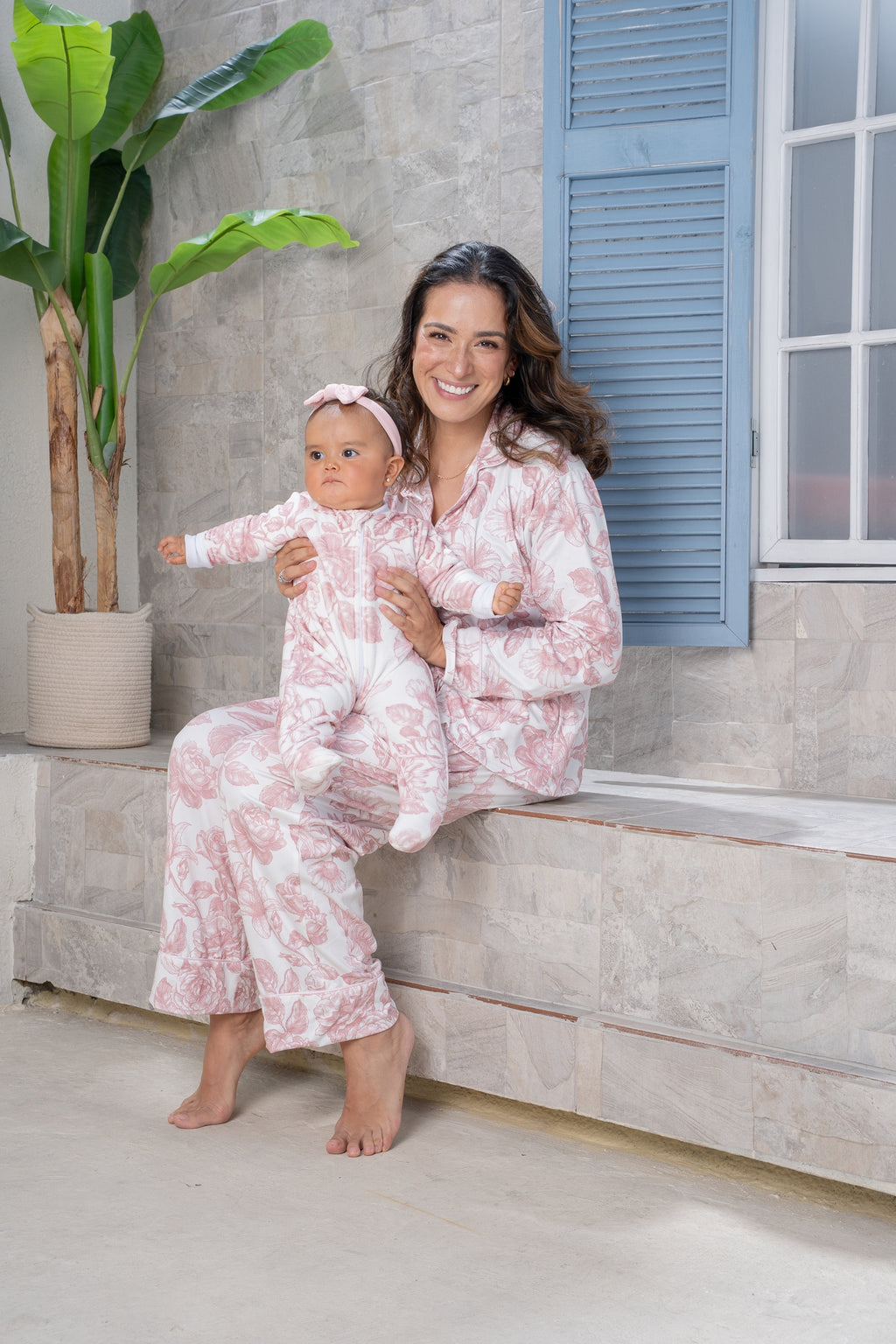 Lirios Rosa - Enterizo de Bebe READY TO SHIP